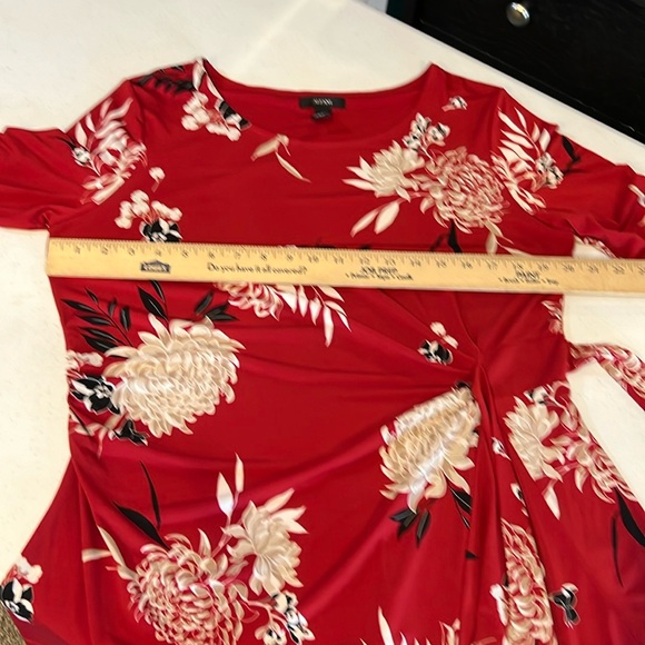 🪷Red floral Alfani blouse. Large - Picture 3 of 8